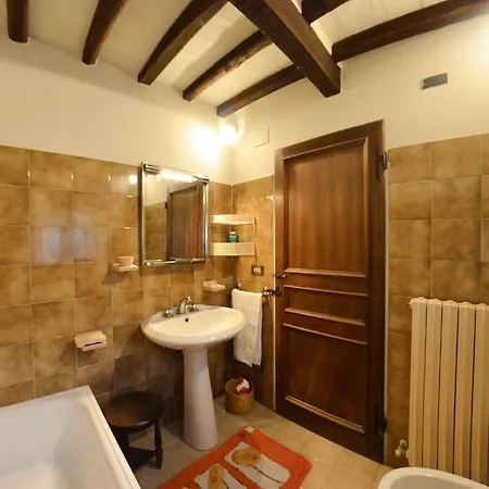 Holiday home Casariri Cortona